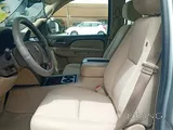 Chevrolet Suburban 2013