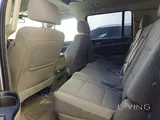 Chevrolet suburban LS