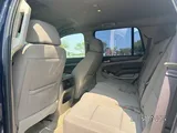 Chevrolet Tahoe - LS /  5.3 L