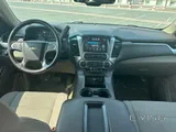 Chevrolet Tahoe - LS /  5.3 L