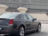 Chrysler c300