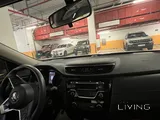 Clean X-Trail from lady