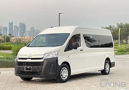 Toyota Hi-Ace  2021