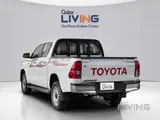 Toyota Hilux Standard 2023