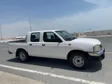 2014 Nissan pickup 🛻 5 seater