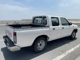 2014 Nissan pickup 🛻 5 seater