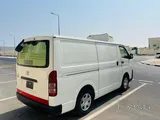 TOYOTA HIACE CHILLER 2023
