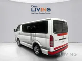 Toyota Hi-Ace 2016