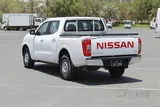 Nissan Navara 4X2 AT 2019