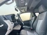 Toyota Hi-Ace 2022 V6