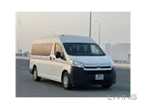 Toyota Hi-Ace 2022 V6