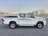 تويوتا هيلوكس 4x4 موديل 2025 كأنه جديد