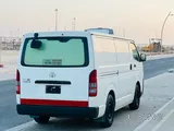 TOYOTA HI ACE V4 2022
