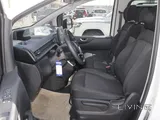 Hyundai Staria 2023 V6