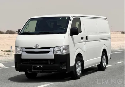 Toyota Hi-Ace  2021