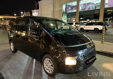 Hyundai Staria  2023
