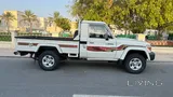 شاحنة لاند كروزر بيك أب