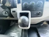Toyota Hiace 2023 V6
