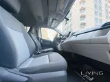 Toyota Hiace 2023 V6