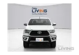 Toyota Hilux SR5 2025