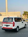 HYUNDAI H1