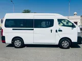 NISSAN URVAN 2021