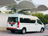 TOYOTA HIACE VAN 2022