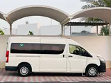 TOYOTA HIACE VAN 2022