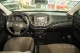 بيك أب L200