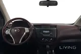 نيسان نافارا 4X2 أوتوماتيك 2020 بمسافة 17046 كم