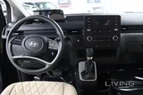 هيونداي ستاريا