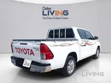 Toyota Hilux SR5 2025