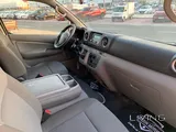 نيسان أورفان فان حمولة 2022