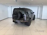 ديفندر 110 4.4 V8 أوتوماتيك