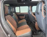 ديفندر 110 4.4 V8 أوتوماتيك