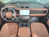 Defender 110 4.4 V8 Octa Black Edition