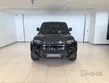Defender 110 5.0 XV8 Bond Edition