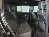 Defender 110 5.0 XV8 Bond Edition