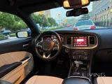 Dodge Charger R/T 5.7 HEMI – 2016 - Full Option