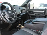 Dodge Ram 2500 2024 V8