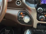 Dodge Ram Laramie 1500 2020