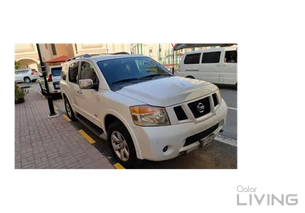 Nissan Armada SE 2012