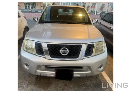 Nissan Pathfinder  2010