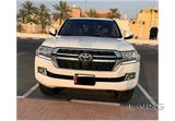 🔥 FOR SALE – Toyota Land Cruiser VXR 5.7 V8 🔥