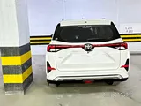 For Sale: Toyota Veloz 2024 – Free service till 60000km 2 yr full insurance