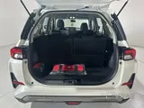For Sale: Toyota Veloz 2024 – Free service till 60000km 2 yr full insurance