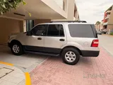 Ford Expedition XLT 2017 – 4x4 – Excellent Condition