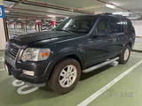 Ford Explorer- very low mileage