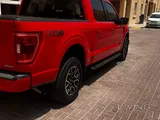 Ford F150-FX4 like new