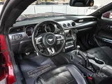 Ford Mustang GT. Model 2015.